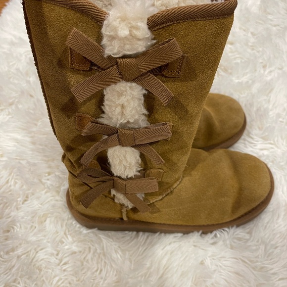 Koolaburra by Uggs girls boots - Picture 2 of 5